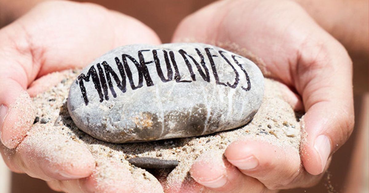 CORSO DI MINDFULNESS  IN PRESENZA a Ivrea e Verbania e ONLINE